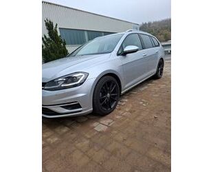 VW Volkswagen Golf 1.5 TSI ACT Sound Variant ACC/AHK Gebrauchtwagen