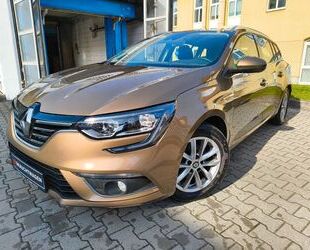 Renault Renault Megane IV 1.2TCE+1.Hand+8-fach bereift+Nav Gebrauchtwagen