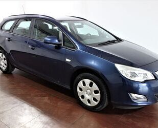 Opel Opel Astra J Sports Tourer Edition Automatik/Klima Gebrauchtwagen