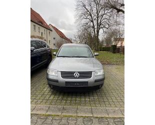 VW Volkswagen Passat 2.0 96kW Basis Basis Gebrauchtwagen