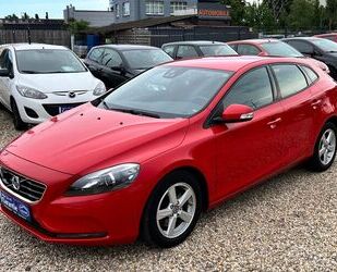 Volvo Volvo V40 ACC/Kamera/Bi-Xenon/Totwinkel/Tel/BC/Sit Gebrauchtwagen