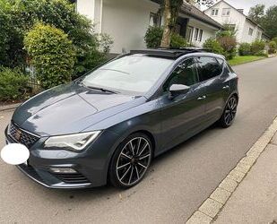 Seat Seat Leon 2.0 TSI CUPRA DSG *PANO*BEATS*8-Fach Ber Gebrauchtwagen