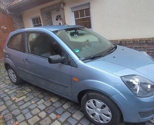 Ford Ford Fiesta , Tüv 11.26 / Motor 125.000km Gebrauchtwagen