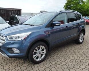 Ford Ford Kuga Titanium*Automatik*DAB*NAVI*BLUETOOTH*4X Gebrauchtwagen