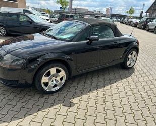 Audi Audi TT Roadster 1.8 T S-Line Xenon Top Zustand Gebrauchtwagen