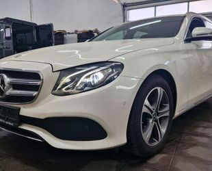 Mercedes-Benz Mercedes-Benz E 220 d Designo Widescreen Head Up D Gebrauchtwagen