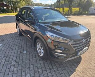 Hyundai Hyundai Tucson blue 1.7 CRDi DCT Classic 2WD Class Gebrauchtwagen