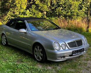 Mercedes-Benz Mercedes-Benz CLK 320 Cabrio AVANTGARDE Final Edit Gebrauchtwagen