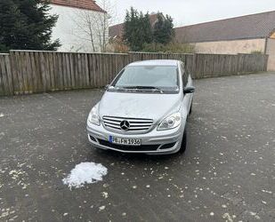 Mercedes-Benz Mercedes-Benz B 180 CDI wenig KM Gebrauchtwagen