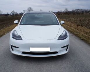 Tesla Tesla Model 3 Allradantrieb mit Dualmotor Long Ran Gebrauchtwagen