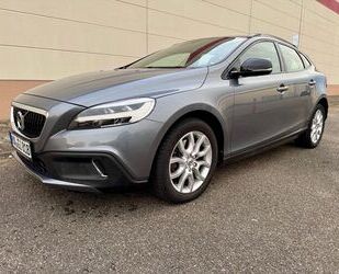 Volvo Volvo V40 Cross Country Pro - NAVI+LEDER+SHZ+LED Gebrauchtwagen