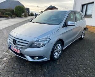 Mercedes-Benz Mercedes-Benz B 200 Navi Tüv+ Insp Neu Gebrauchtwagen