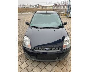 Ford Ford Fiesta 1.3 44 kW Ambiente Ambiente Gebrauchtwagen