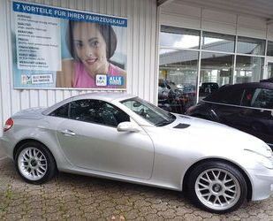 Mercedes-Benz Mercedes-Benz SLK 200 KOMPRESSOR NAVI LEDER SHZ A Gebrauchtwagen