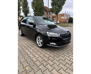 Skoda Skoda Fabia 1.0l TSI SOLEIL COMBI KEYLESS ACC NAVI Gebrauchtwagen