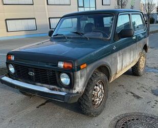 Lada Lada Niva Only 1.7i /EURO-5/4X4/SERVO/WEGFAHRSPERR Gebrauchtwagen