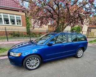 Volvo Volvo V50 T5 AWD Summum Handschalter Gebrauchtwagen