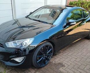 Hyundai Hyundai Genesis Coupe 3.8 V6 Facelift Schalter Gebrauchtwagen