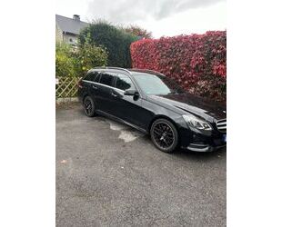 Mercedes-Benz Mercedes-Benz E 350 BlueTEC T AVANTGARDE AVANTGARD Gebrauchtwagen