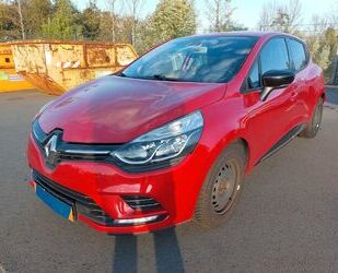 Renault Renault Clio IV 90 TCE De-Luxe Navi/PDC/Sitzheizu Gebrauchtwagen