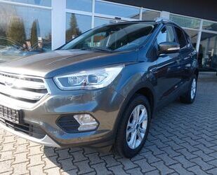 Ford Ford Kuga Titanium 4x4 Navi, AHK, Kamera, Motor Ne Gebrauchtwagen