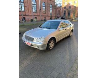 Mercedes-Benz Mercedes-Benz C 180 C -Klasse Lim. Tüv bis 02.2025 Gebrauchtwagen