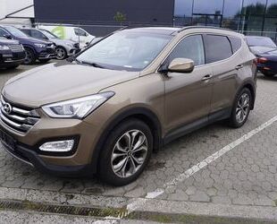 Hyundai Hyundai Santa Fe 2,2 CRDI Premium 4WD Panorama Gebrauchtwagen