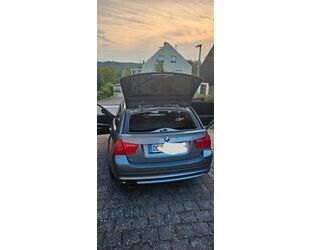 BMW BMW 320d Touring - Gebrauchtwagen