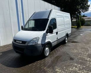 IVECO Iveco Daily Kasten Hoch Lang 2.3 (TÜV 10/2026) Gebrauchtwagen