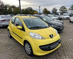 Peugeot Peugeot 107 Petit Filou*Automatik*Klima*1-Hand* Gebrauchtwagen