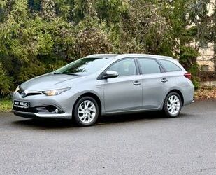 Toyota Toyota Auris Touring Sports Hybrid Edition-S+AHK+T Gebrauchtwagen