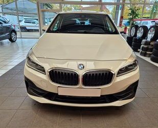 BMW BMW 218d Active Tourer AUTOMATIC PDC NAVI LED 1HD Gebrauchtwagen