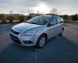 Ford Ford Focus 1,6TDCi 80kW Silver Magic Turnier Silv. Gebrauchtwagen