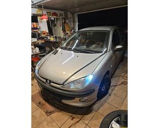 Peugeot Peugeot 206 Petit Filou 75 Petit Filou Gebrauchtwagen