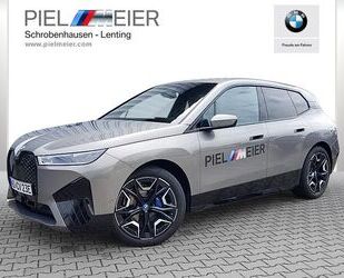 BMW BMW iX xDrive50 Sportpaket 22J AHK Laser Soft Clos Gebrauchtwagen