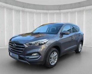 Hyundai Hyundai Tucson Intro 1.6 i Navi*Klima*PDC Gebrauchtwagen