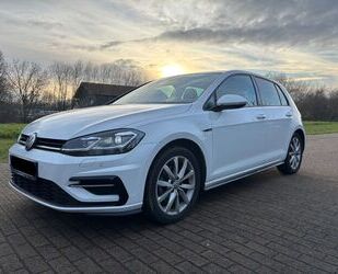 VW Volkswagen Golf 1.5 TSI Highline R-Line - LED, ALU Gebrauchtwagen