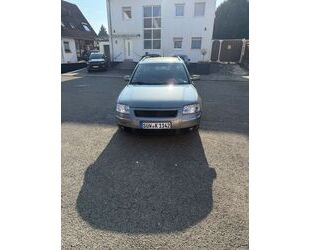 VW Volkswagen Passat 2.8 V6 tiptronic 4m. Comfortline Gebrauchtwagen