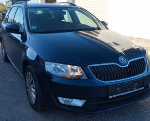 Skoda Skoda Octavia Combi Ambition 1,6Tdi, Navi, TÜV 2/2 Gebrauchtwagen