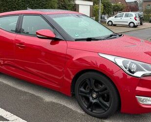 Hyundai Hyundai Veloster 1.6 GDI Style Style, Panoramadach Gebrauchtwagen