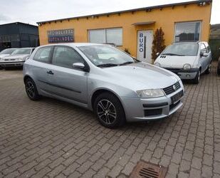 Fiat Fiat Stilo 1,4i Euro4 tüv neu!! neuteile!!!!! Kl Gebrauchtwagen