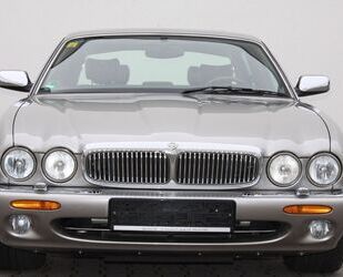 Jaguar Jaguar Daimler V8 Langversion 2 Jahre Garantie Gebrauchtwagen