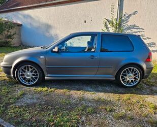 VW Volkswagen Golf 1.8T 132 kW GTI GTI 25 Jahre Jubi Gebrauchtwagen