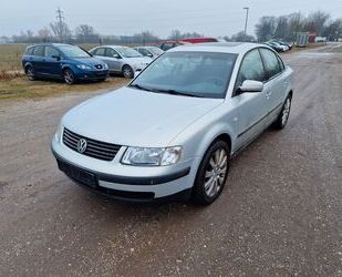 VW Volkswagen Passat Edition / Automatik / Schiebedac Gebrauchtwagen