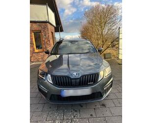 Skoda Skoda Octavia 2.0 TDI SCR DSG 4x4 RS Combi RS Gebrauchtwagen