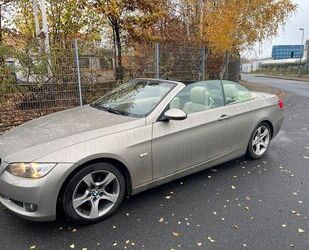 BMW BMW 320i Cabrio, M - Paket, Xenon, Navi Gebrauchtwagen