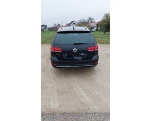 VW Volkswagen Golf 2.0 TDI SCR DSG IQ.DRIVE Variant I Gebrauchtwagen