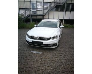 VW Volkswagen Passat Variant 2.0 TDI SCR Variant - Gebrauchtwagen