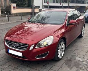 Volvo Volvo S60 D5 AWD Geartronic Summum HU 03/25 Gebrauchtwagen