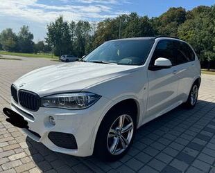 BMW BMW X5 xDrive30d - M Paket Alcantara Leder Gebrauchtwagen